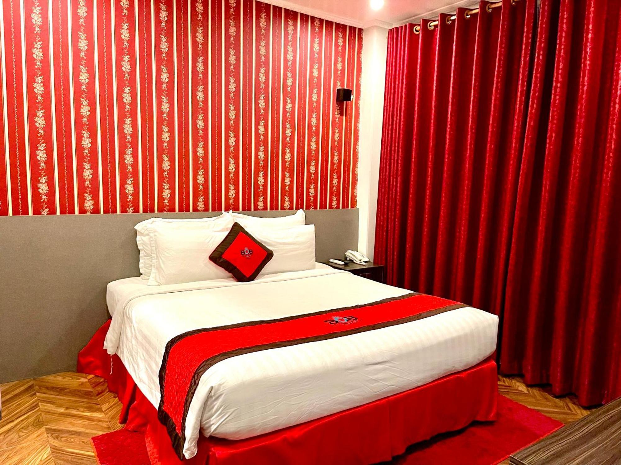 Hotel B.o.b