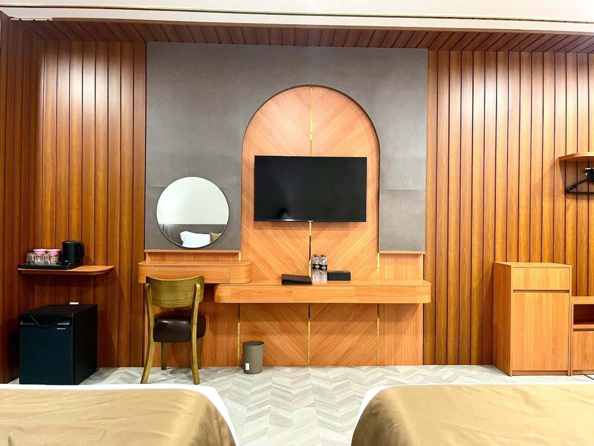 B.o.b Hotel 3*